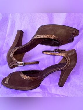 AEROSOLES Brown Suede ankle strap peep toe Heels with bronze metallic trim